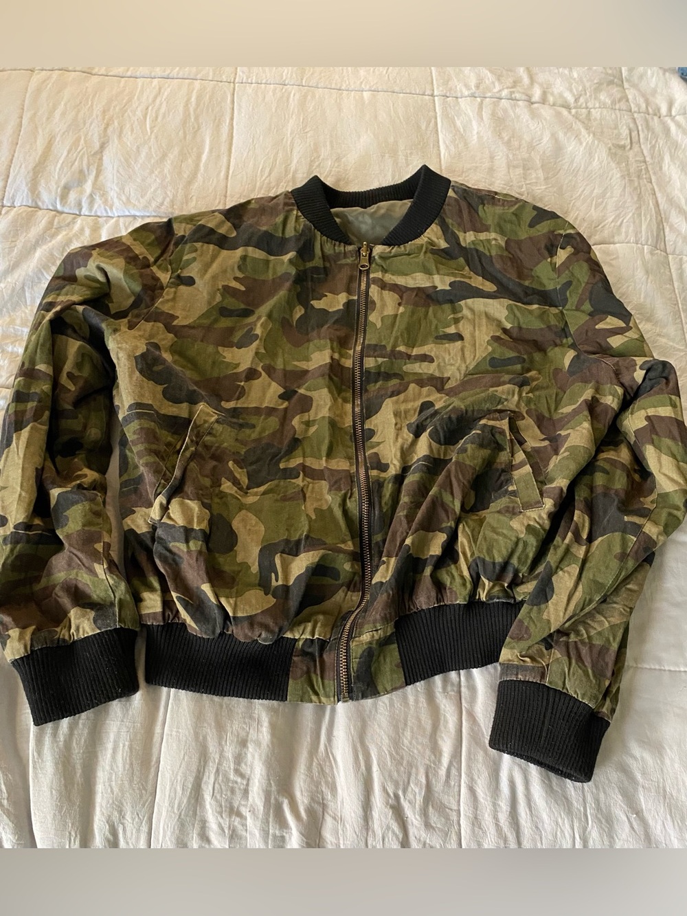 Men's Camo Bomber Jacket in Olive Green